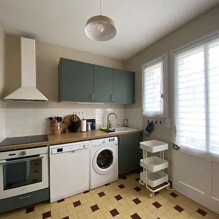 Maison De Confortable, A Pied - La Tranche-sur-mer, 6 Pers., Wifi, Parking, 500m² Terrain - Fr-1-22-364