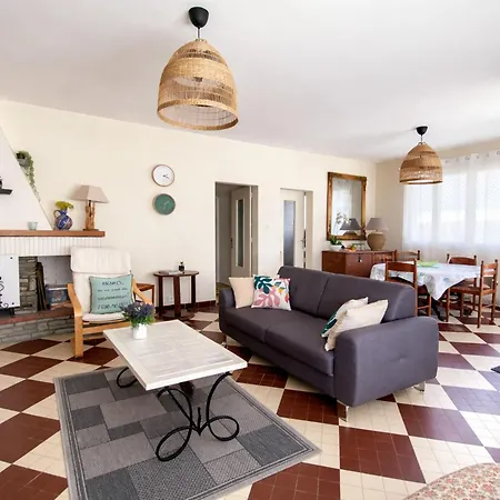 Maison De Confortable, à Pied - La Tranche-sur-mer, 6 Pers., Wifi, Parking, 500m² Terrain - Fr-1-22-364 *
