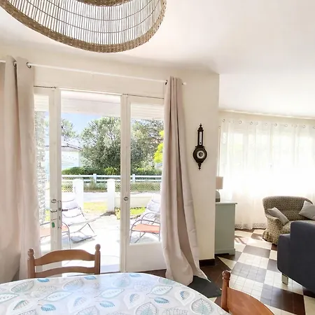 Maison De Confortable, à Pied - La Tranche-sur-mer, 6 Pers., Wifi, Parking, 500m² Terrain - Fr-1-22-364 *